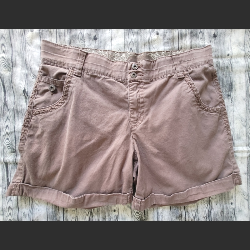 Gloria Vanderbilt Shorts Size 10  Petite